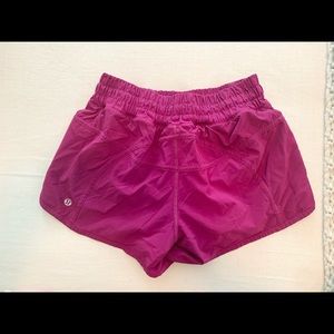 Lululemon Women Shorts Size 6